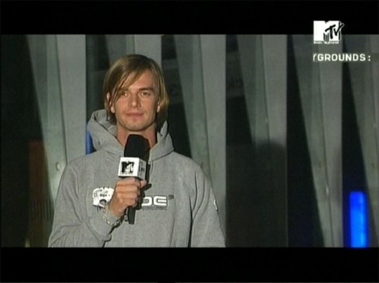 MTV T-Mobile Playground mit Joko Winderscheidt im RAYNEc Ride Hoodie